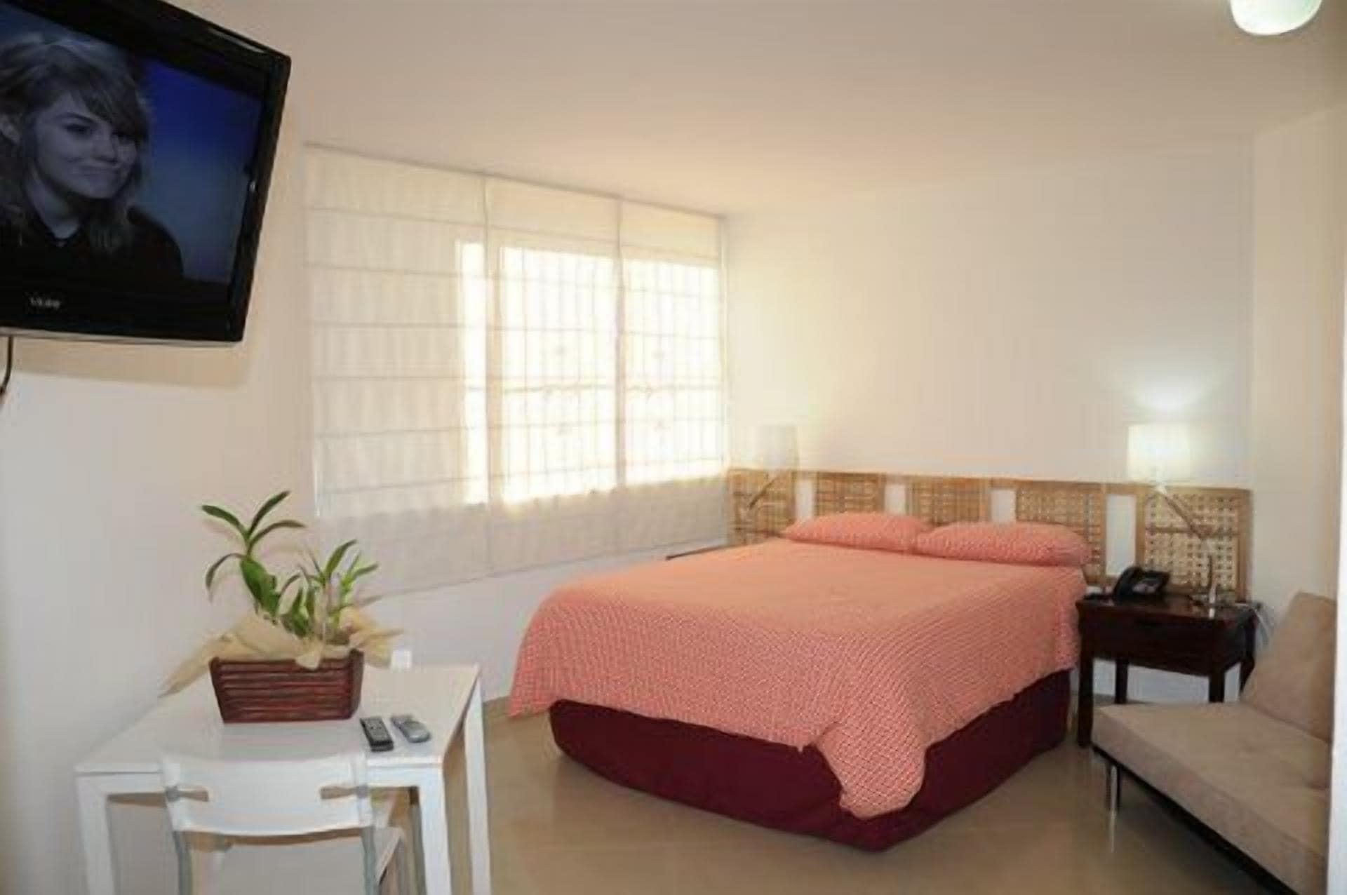 Aparta Hotel Plaza Del Sol Санто Доминго Екстериор снимка