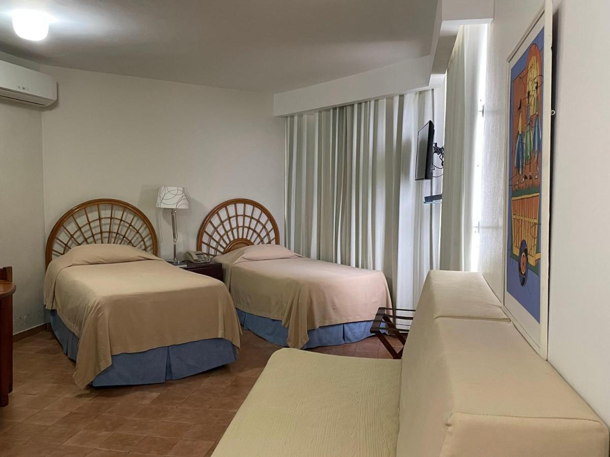 Aparta Hotel Plaza Del Sol Санто Доминго Екстериор снимка