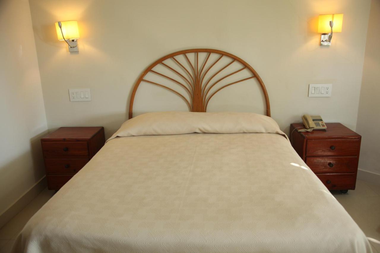 Aparta Hotel Plaza Del Sol Санто Доминго Екстериор снимка